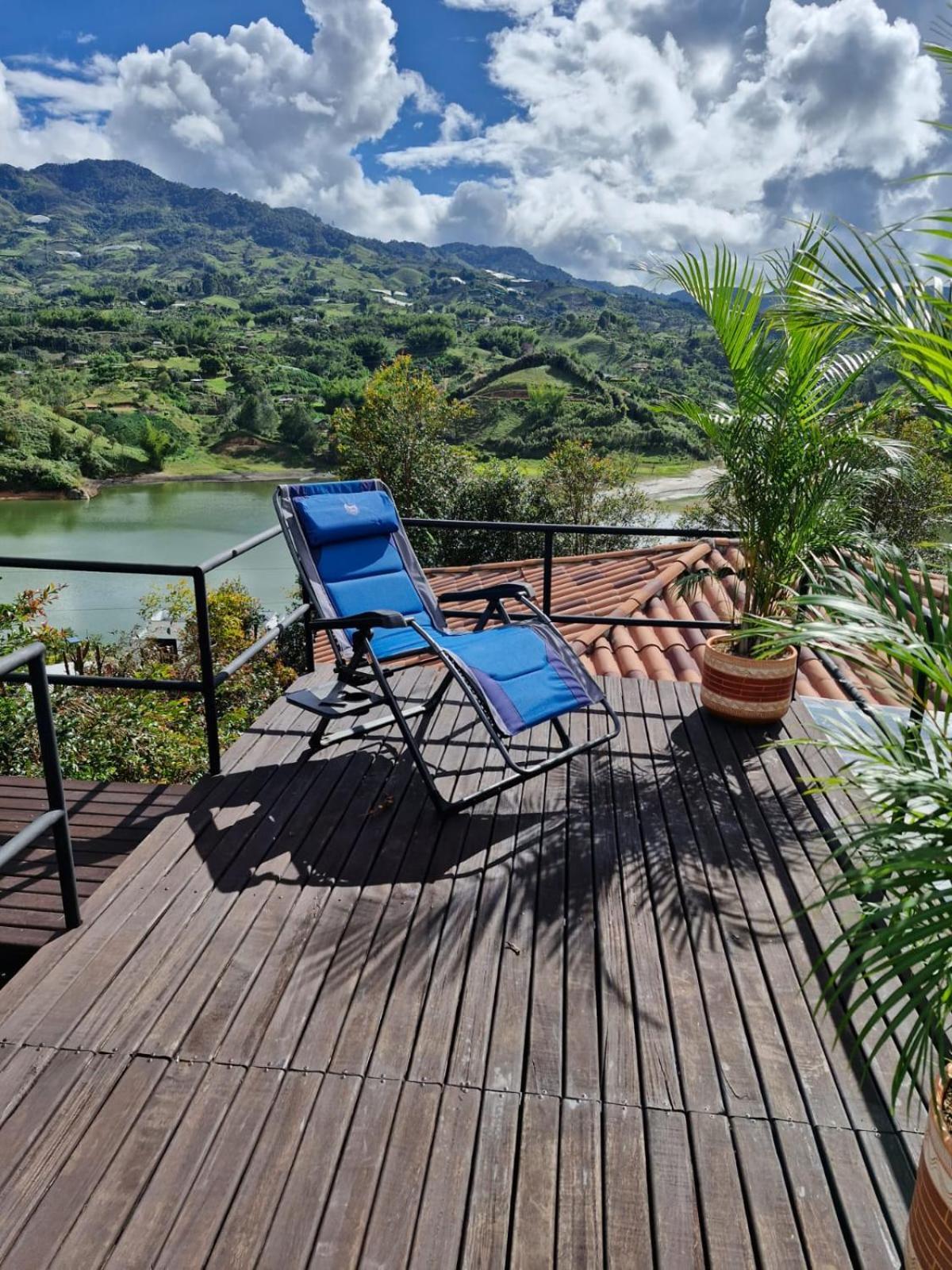 1714 Hotel Boutique Guatapé Eksteriør billede